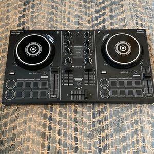 Pioneer DDJ - 200